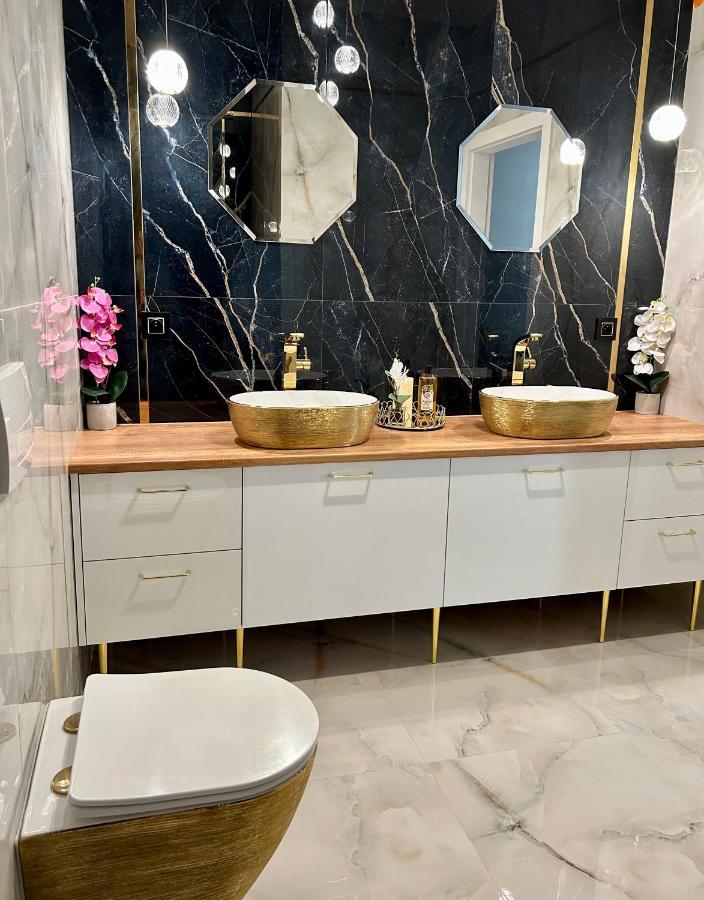 Golden Luxury Suite Nowy Dwór Mazowiecki Dış mekan fotoğraf