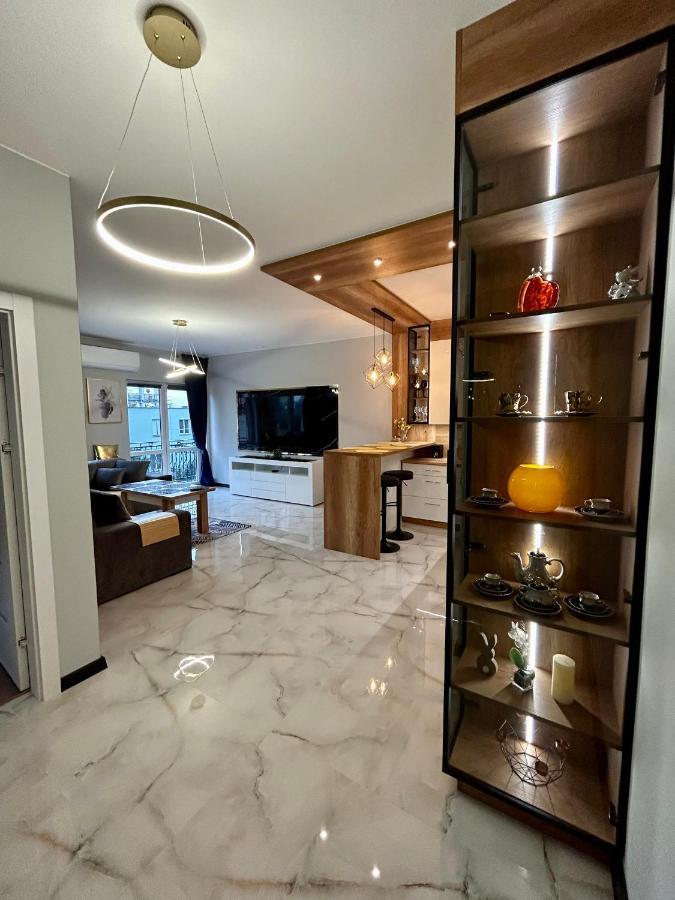 Golden Luxury Suite Nowy Dwór Mazowiecki Dış mekan fotoğraf